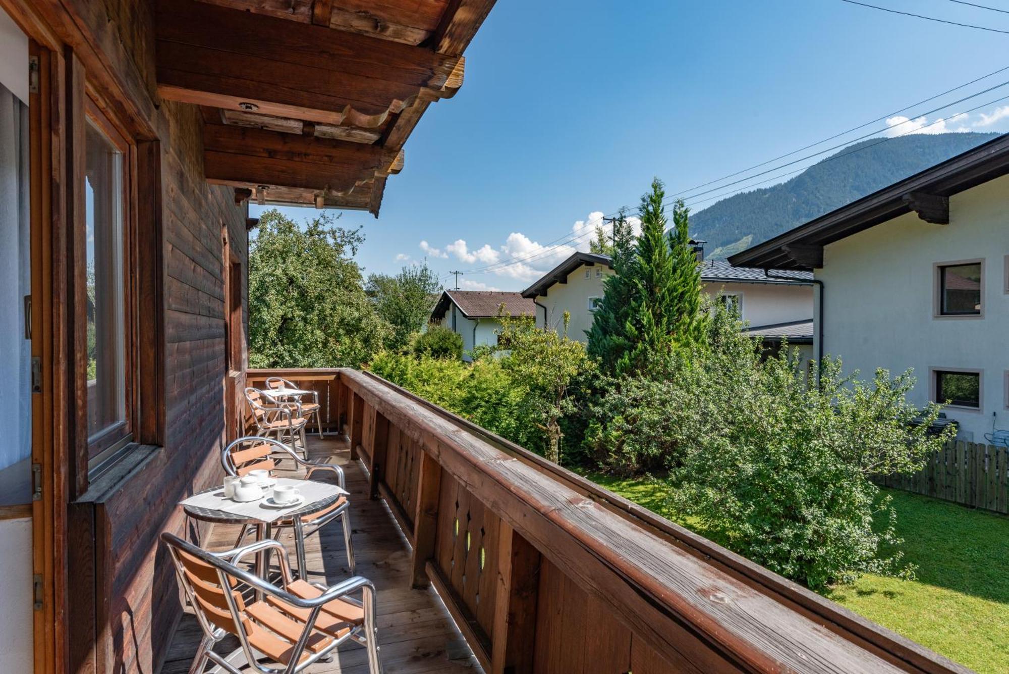 Brixana Hotel Brixen im Thale Luaran gambar