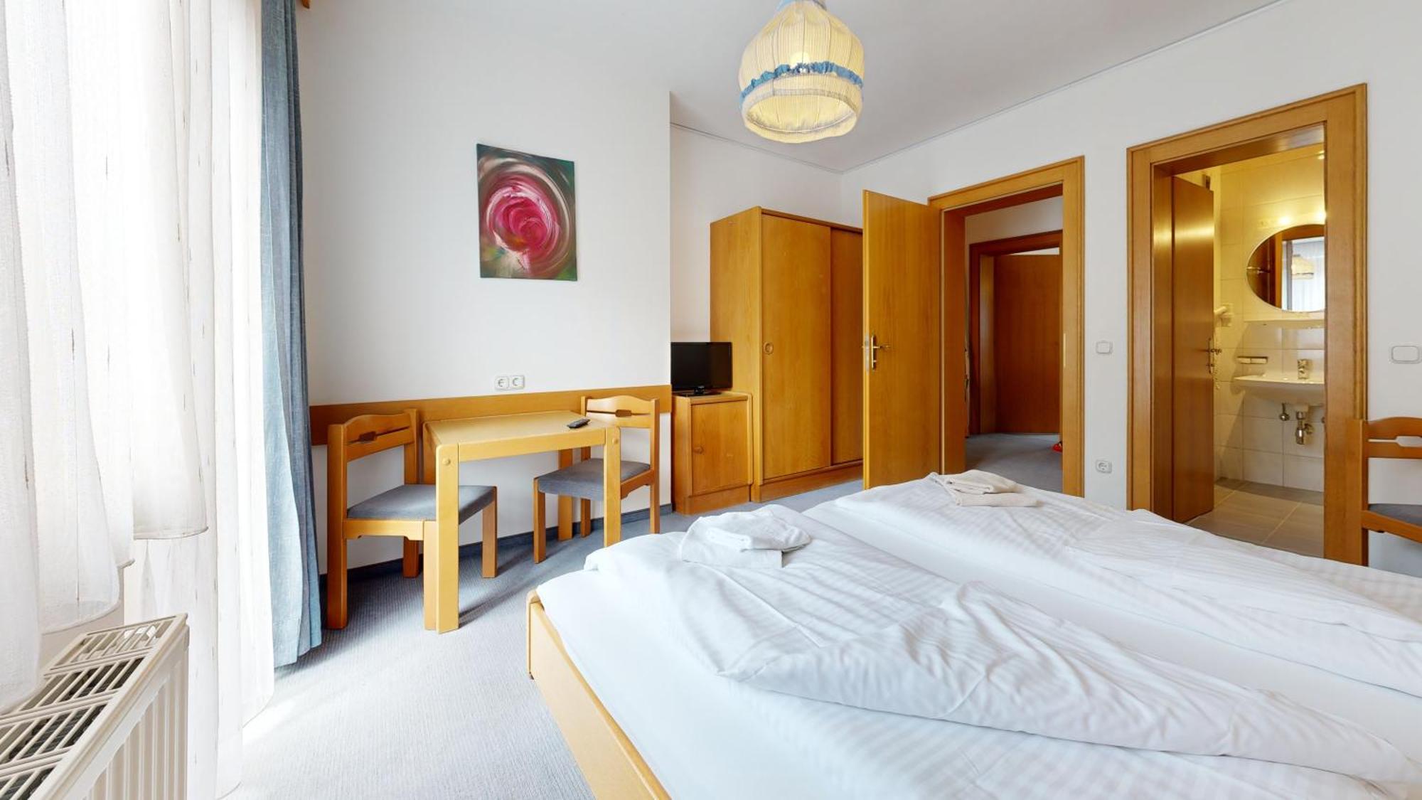 Brixana Hotel Brixen im Thale Luaran gambar